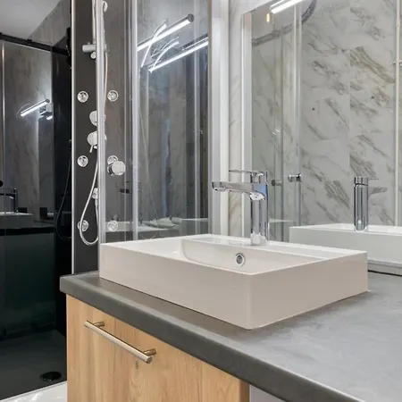 דירה Marine Votre F2 Moderne A *