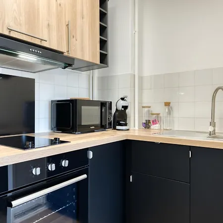 Marine Votre F2 Moderne A רואן